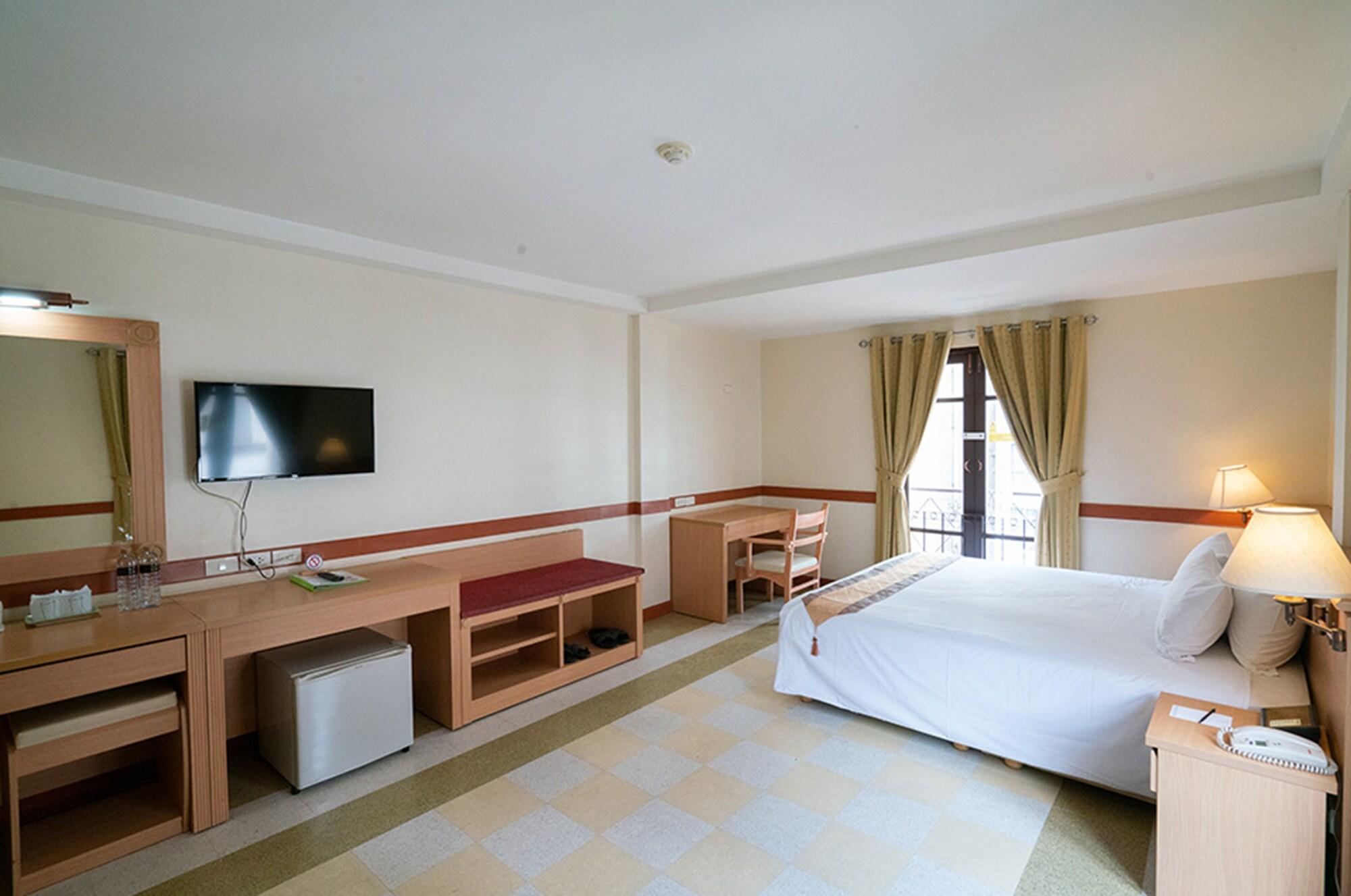 The Ecotel Банкок Екстериор снимка