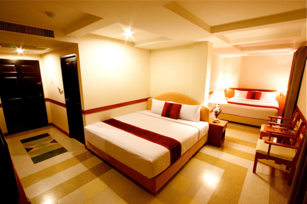 The Ecotel Банкок Екстериор снимка