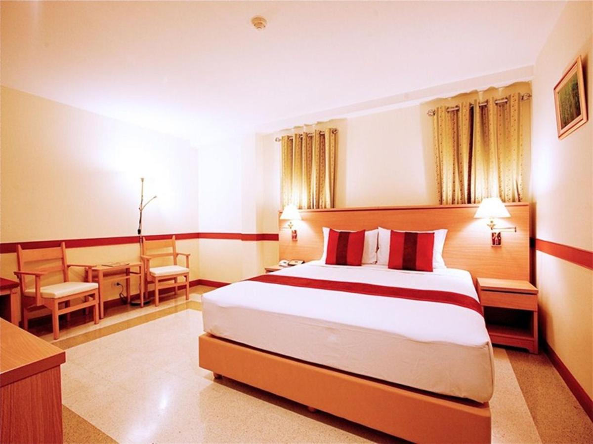 The Ecotel Банкок Екстериор снимка
